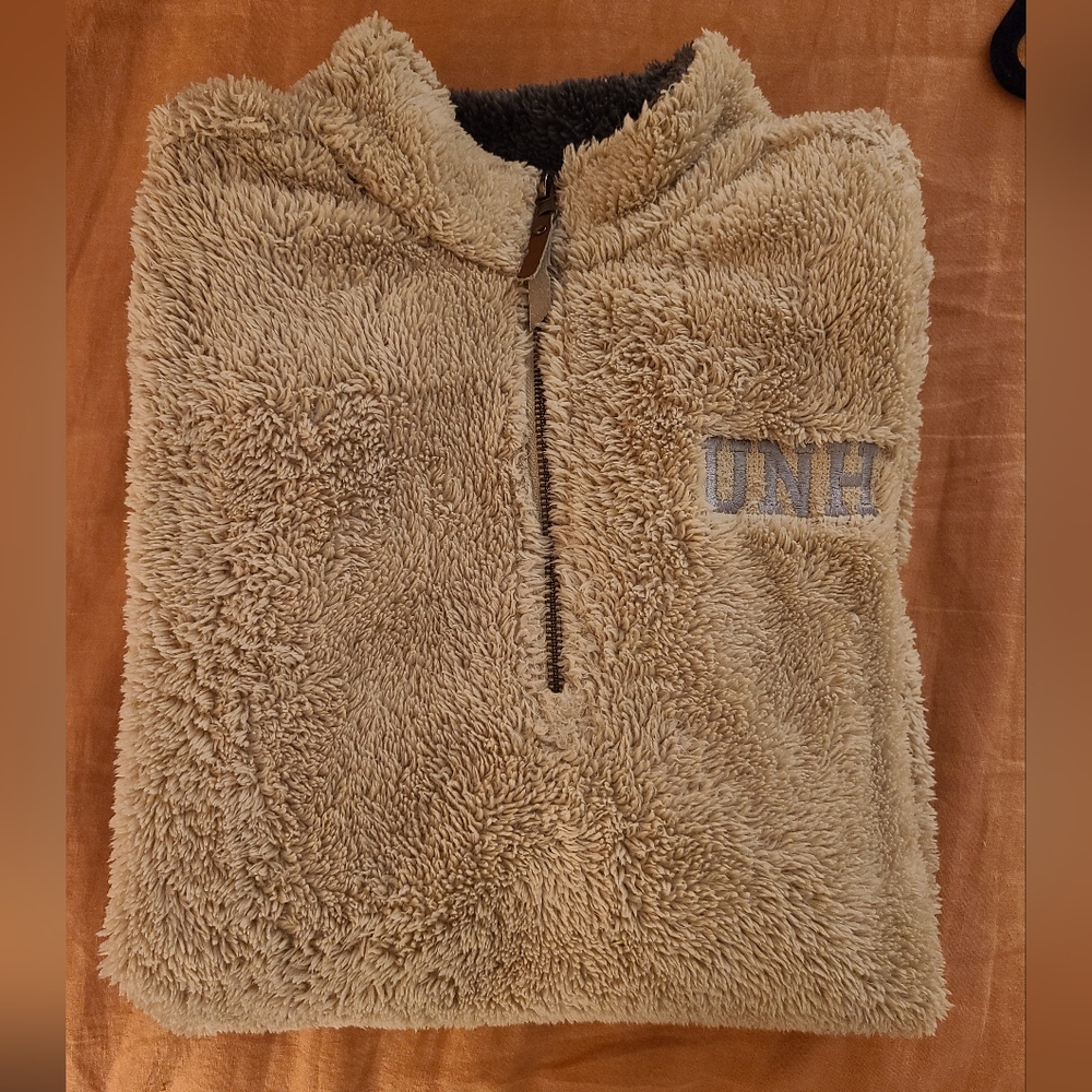UNH Women's College Teddy Coat Size XL